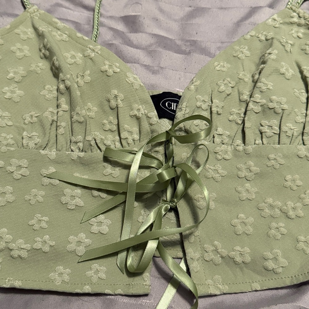 NWOT Cider Floral Top
